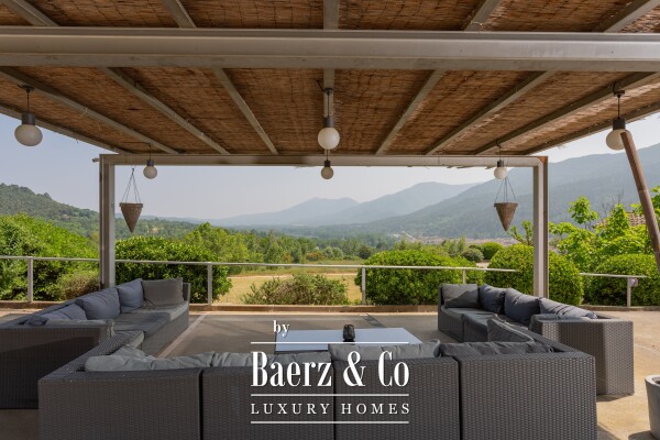 photo 16 Exceptional 18th century masia with tourist licence in Amer.