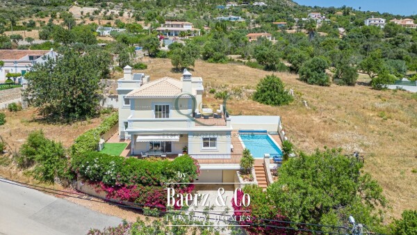 photo 1 Beautiful luxury home in Santa Bárbara de Nexe