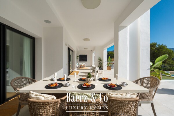 photo 9 Villa - Marbella East - Ref: 8685