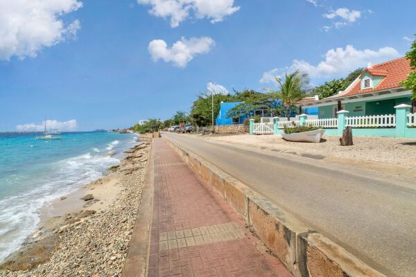 photo 3 Oceanfront Living in the Heart of Kralendijk