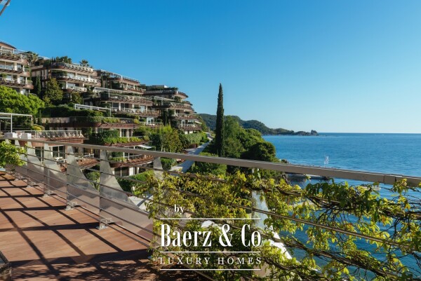 photo 2 Luxurious Penthouse in a 5* Hotel in Budva near the Sea