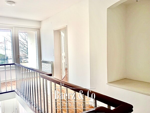 photo 11 Villa with garden