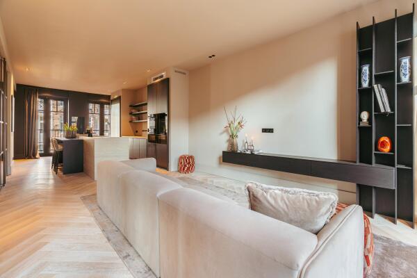 photo 10 Johannes Verhulststraat 130 2