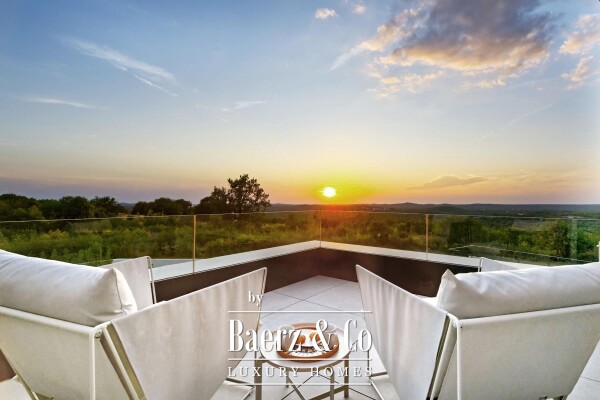 photo 4 Rovinj, Jural - a unique villa with a pool and a panoramic view of the sea