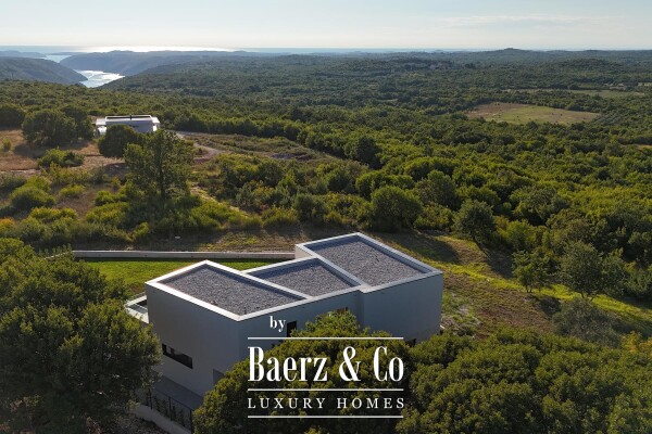 photo 10 Rovinj, Jural - a unique villa with a pool and a panoramic view of the sea