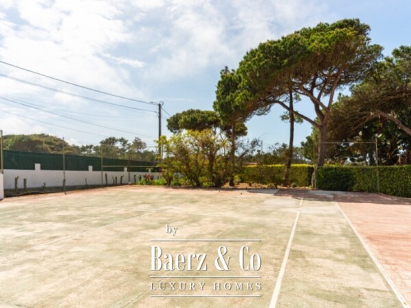 photo 22 Single storey 3 bedroom villa with swimming pool, tennis court and plot of 5,320 sqm in Fontanelas, Sintra