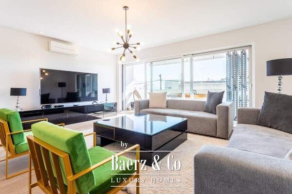 photo 1 Split, Meje, modern three-bedroom apartment with sea view