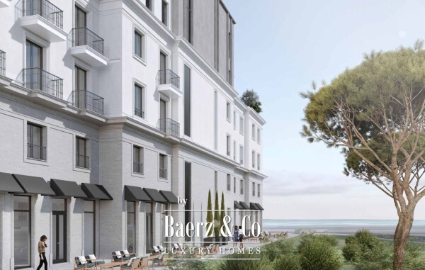 photo 3 Luxurious Penthouse near the Sea in Porto Montenegro