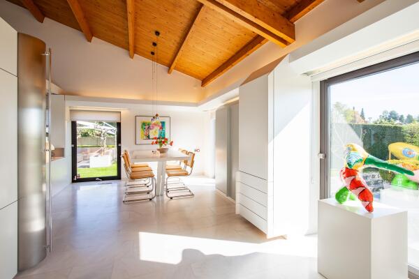 photo 16 Bouwensstraat 25