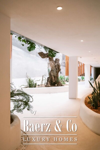 photo 19 Beautiful luxury home in Playa D'en Bossa, Playa D'en Bossa