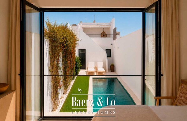 photo 1 EXCLUSIVE RENOVATED HOUSE WITH PATIO, SWIMMING POOL AND TERRACES IN THE HEART OF CIUTADELLA DE MENORCA