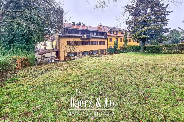 photo 2 Zagreb, Naumovac - Luxury Villa with Spacious Garden and Complete Privacy