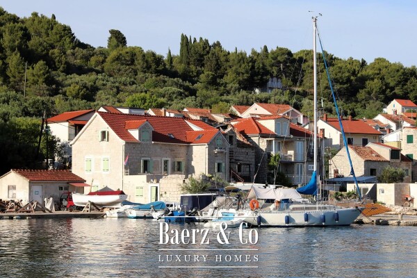 photo 25 Prvić Luka, partially renovated stone house, first row to the sea, 298 m²