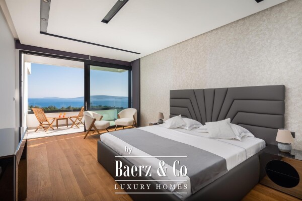 photo 14 Trogir, Seget — luxury villa with a swimming pool and beautiful views of the forest, sea, and island