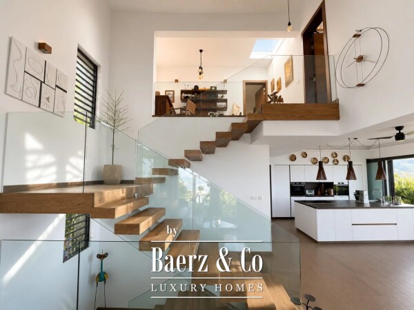 photo 8 EXCEPTIONAL 4-BEDROOM SEA VIEW VILLA FOR SALE – BLACK RIVER