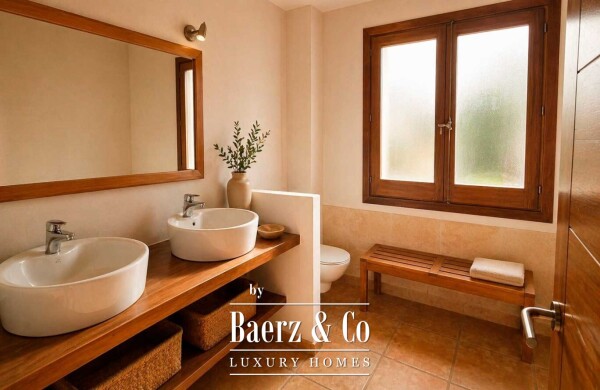 photo 12 SEAFRONT VILLA IN CIUTADELLA, MENORCA, WITH PRIVATE POOL AND EXPANSION POTENTIAL