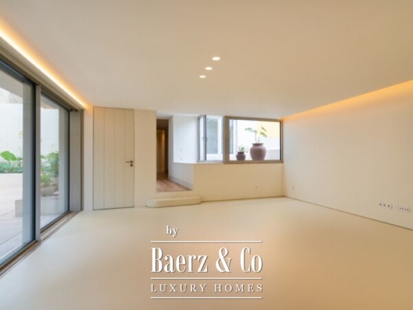 photo 17 3+1 bedroom flat with patio and pool next to the iconic Av. da Liberdade