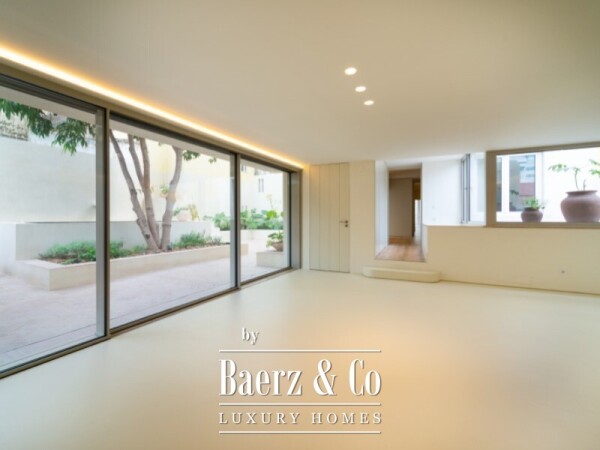 photo 18 3+1 bedroom flat with patio and pool next to the iconic Av. da Liberdade