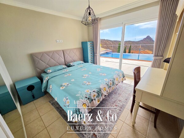 photo 22 Exclusive villa situated in prestigious residential area Tenerife
